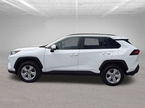 Used 2019 Toyota RAV4 XLE w/ Convenience Package AWD/4WD image 6
