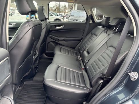 Used 2024 Ford Edge SEL w/ Convenience Package image 18