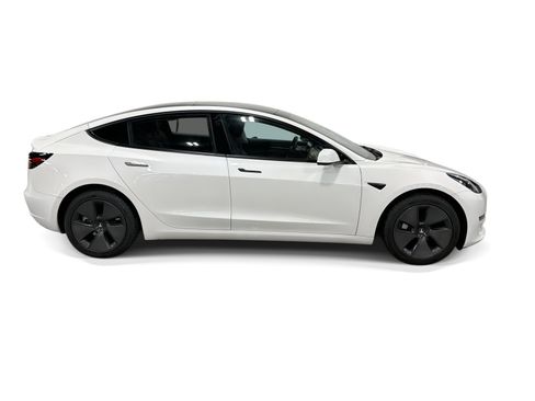 Certified 2023 Tesla Model 3 Standard Range RWD image 7