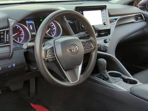 Used 2023 Toyota Camry LE image 9