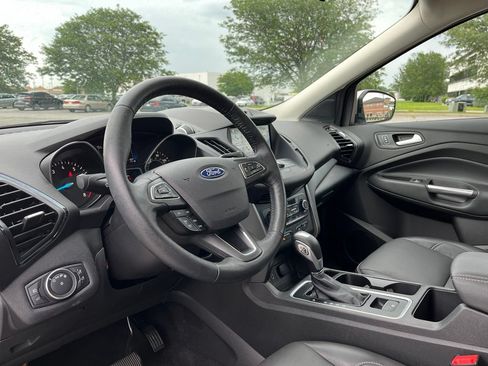Used 2018 Ford Escape SEL FWD image 16