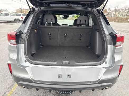 Used 2023 Chevrolet TrailBlazer RS w/ Convenience Package image 5