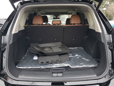 Used 2026 Nissan Rogue Platinum w/ Platinum Premium Package image 10