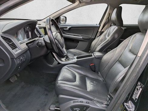Used 2015 Volvo XC60 T5 image 17