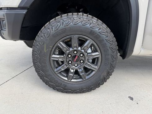 New 2026 GMC Sierra 1500 AT4X AWD/4WD image 34