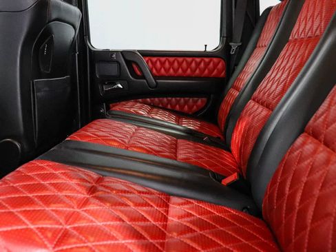 Certified 2017 Mercedes-Benz G 63 AMG 4MATIC image 19