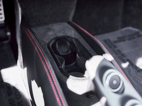 Used 2022 Ferrari F8 Tributo RWD image 74