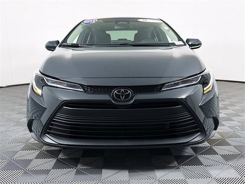 Certified 2025 Toyota Corolla LE image 2