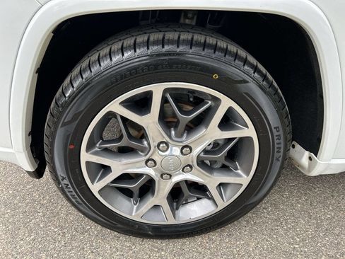 Used 2021 Jeep Grand Cherokee Overland image 11