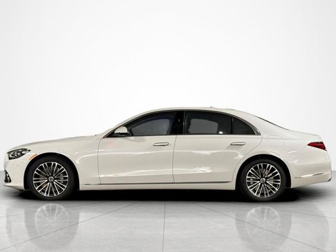 New 2026 Mercedes-Benz S 580e 4MATIC Sedan image 2
