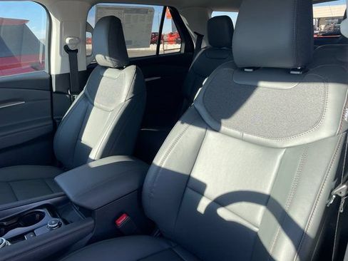 New 2026 Ford Explorer Active w/ Active Comfort Package RWD image 9