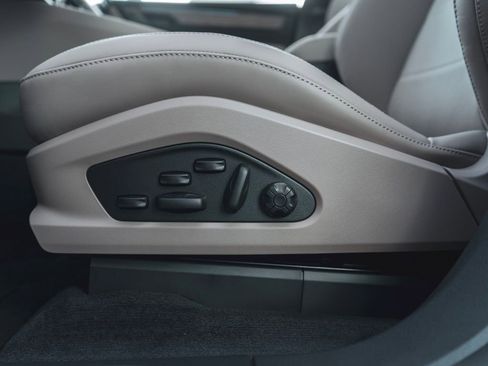 New 2025 Porsche Macan Turbo Electric image 30