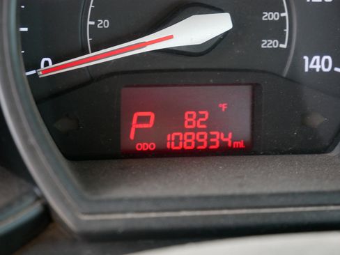 Used 2013 Kia Rio LX w/ PWR Pkg image 4