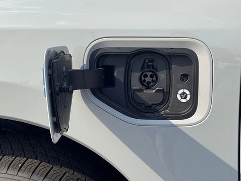 New 2024 Ford F150 Lightning Lariat AWD/4WD image 4