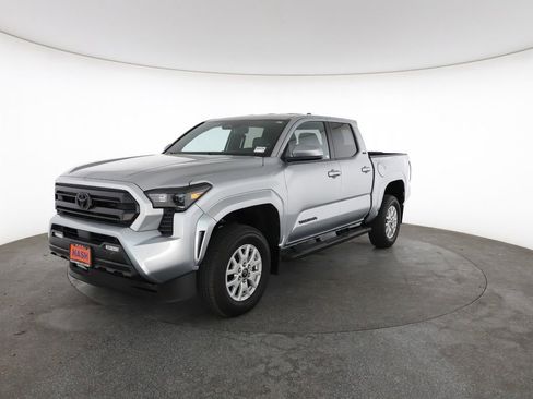 Used 2024 Toyota Tacoma SR5 RWD image 5