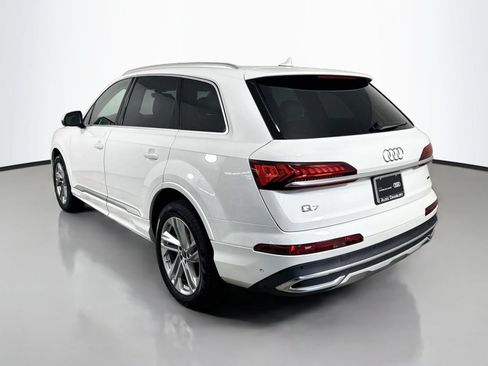 Used 2023 Audi Q7 3.0T Premium Plus w/ Premium Plus Package AWD/4WD image 3