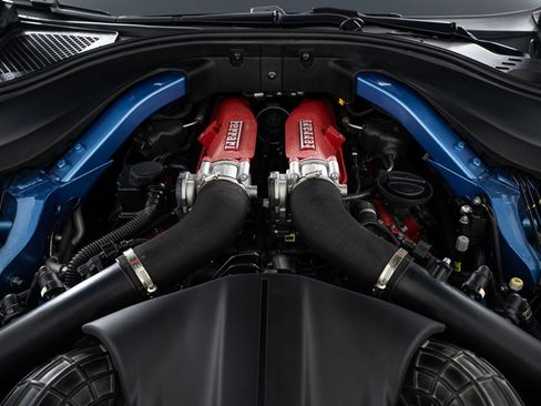 Used 2023 Ferrari Roma RWD image 29