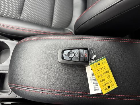 New 2026 Ford Escape ST-Line Select w/ Tech Pack #2 image 40