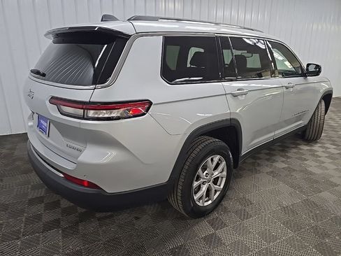 Used 2021 Jeep Grand Cherokee L Limited AWD/4WD image 10