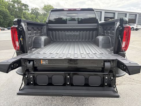 New 2026 GMC Sierra 1500 Denali AWD/4WD image 19