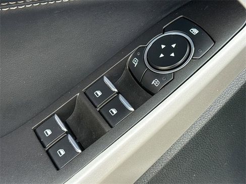 Certified 2024 Ford Explorer XLT w/ Equipment Group 202A image 21