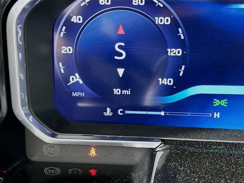 New 2026 Chevrolet Silverado 1500 High Country AWD/4WD image 13