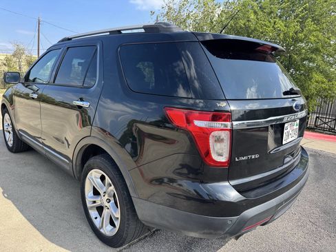 Used 2015 Ford Explorer Limited image 5
