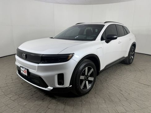 Used 2024 Honda Prologue Touring image 3