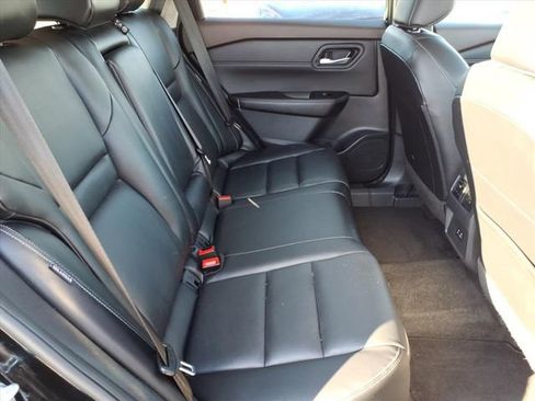 Used 2023 Nissan Rogue SL image 15