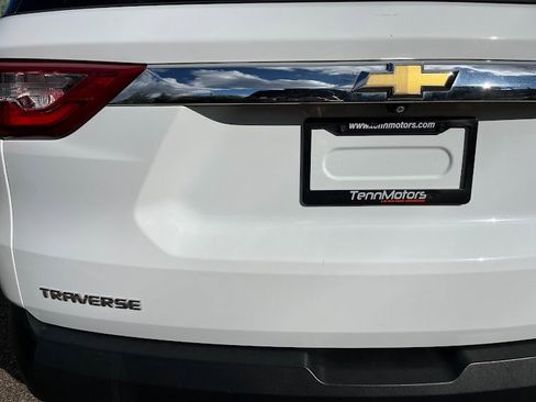 Used 2020 Chevrolet Traverse LS image 42