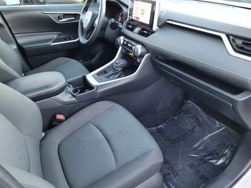 Used 2024 Toyota RAV4 XLE image 19