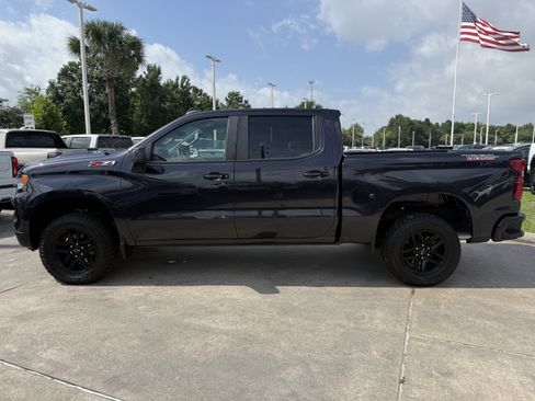 Used 2023 Chevrolet Silverado 1500 LT Trail Boss w/ Convenience Package II AWD/4WD image 8