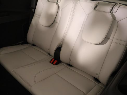 New 2026 Lincoln Aviator 2WD image 13