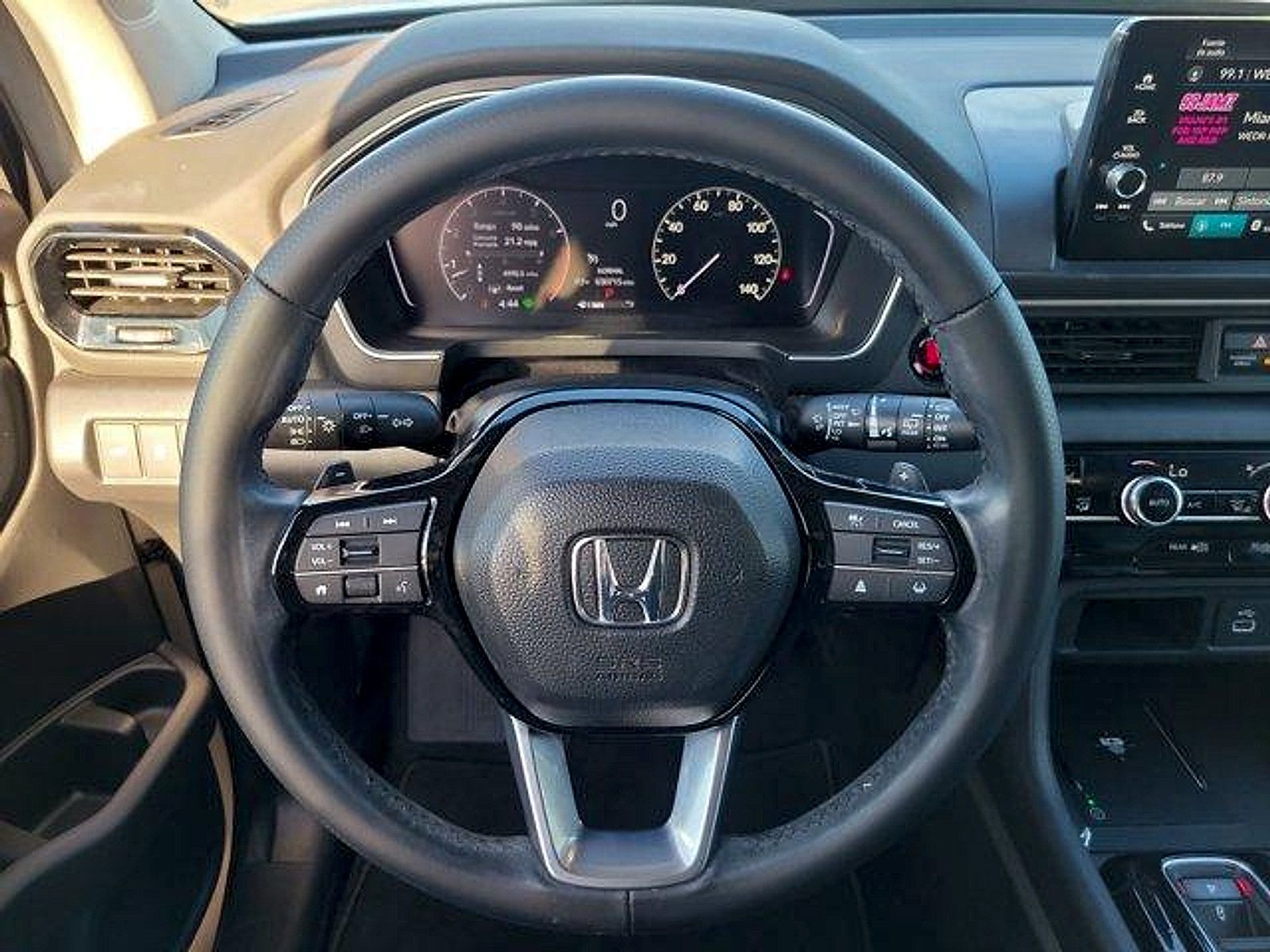 Used 2024 Honda Pilot EX-L image 23