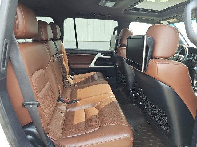 Used 2017 Toyota Land Cruiser AWD/4WD image 38