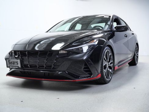 Used 2022 Hyundai Elantra N FWD image 11