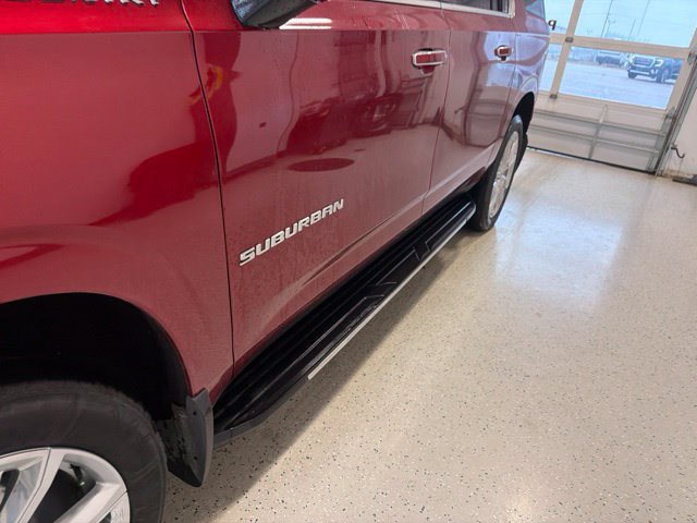 Used 2023 Chevrolet Suburban High Country w/ Advanced Technology Package AWD/4WD image 13