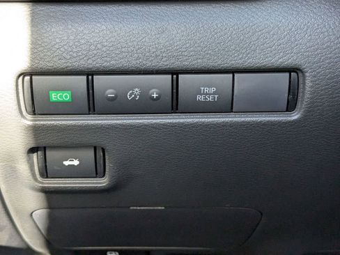 New 2025 Nissan Sentra S image 26