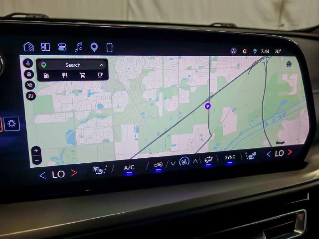 Certified 2026 Chevrolet Traverse LT AWD/4WD image 23