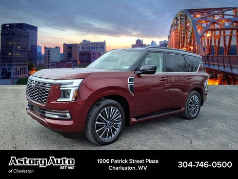 Used 2025 Nissan Armada Platinum Reserve image 7