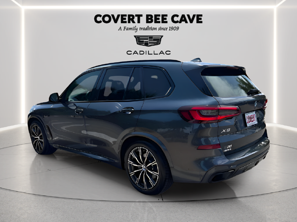Used 2022 BMW X5 xDrive45e w/ M Sport Package AWD/4WD image 8