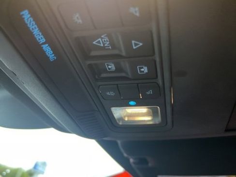 Used 2022 Ford Explorer ST-Line w/ Class IV Trailer Tow Package image 15