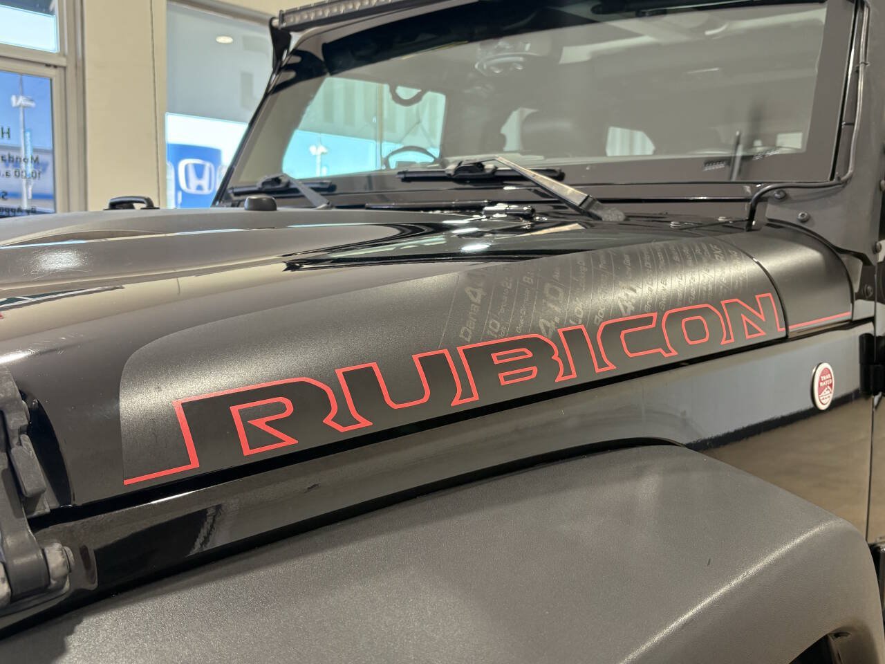 Used 2017 Jeep Wrangler Unlimited Rubicon AWD/4WD image 4