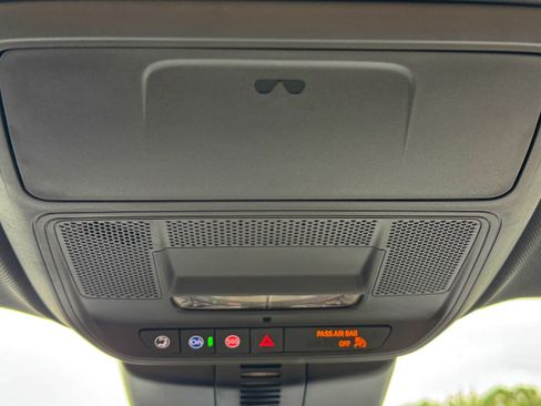 New 2026 Buick Enclave Preferred w/ Power Package image 39