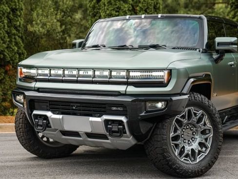 Used 2024 GMC Hummer EV 3X AWD/4WD image 2