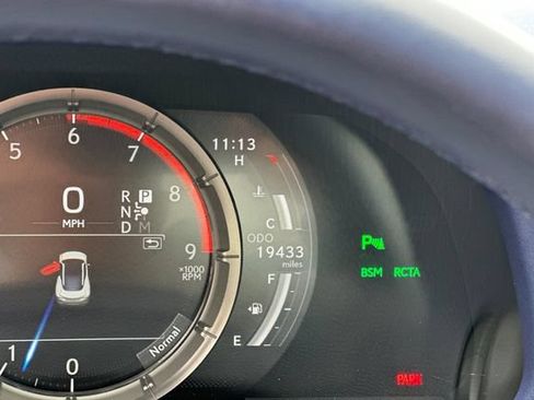 Used 2018 Lexus LC 500 Coupe w/ Launch Edition RWD image 28