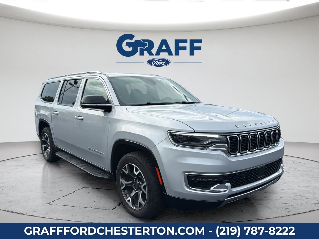Used 2024 Jeep Wagoneer L Series III AWD/4WD image 5