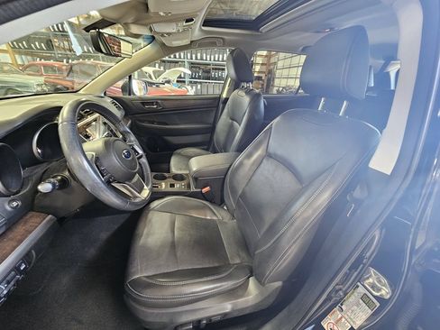 Used 2019 Subaru Outback 2.5i Limited AWD/4WD image 13