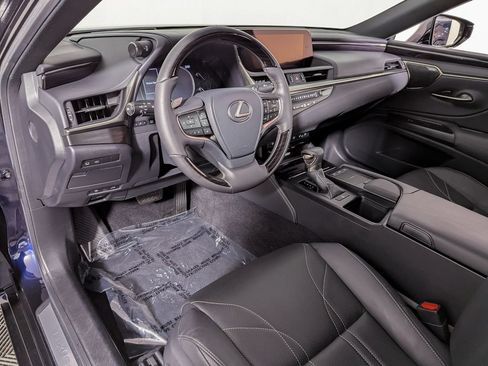 Used 2019 Lexus ES 350 Ultra Luxury w/ Accessory Package FWD image 15