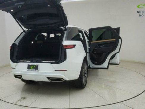 Used 2025 Land Rover Range Rover Sport Dynamic SE image 76